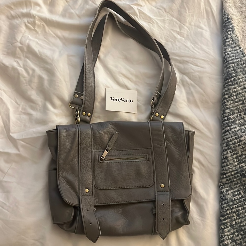 Vere Verto Leather Bag